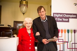 Age UK ambassador June Whitfield congratulates John Davies, Digital Champion of the Year