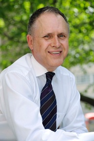 Dr Graham Stokes