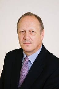 Des Kelly OBE