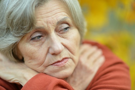 People with dementia can feel alarmed and  vulnerable. They misinterpret situations and can be   misunderstood by others