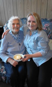 Meal Maker pair, Helen and Mary