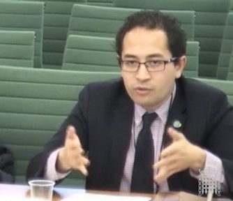 Robert Stephenson-Padron speaking to MPs at a House of Commons select committee