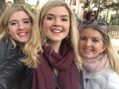 Liz Ayre with daughters Ciana and Chrissi