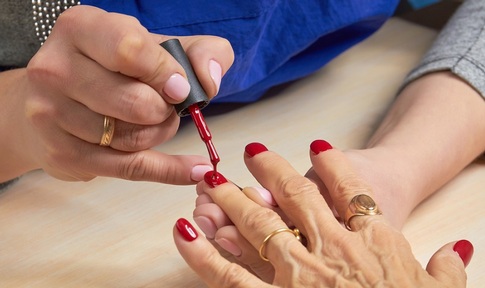 Mobile pedicures for elderly