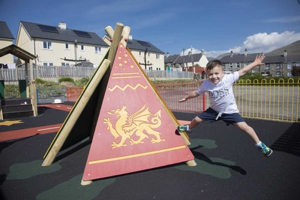 The new play area at Cylch Meithrin, Deiniolen.