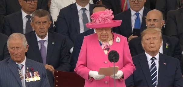 Queen says 'Thank you' to D-Day veterans and praises  their 