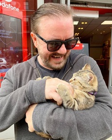 Quita with Ricky Gervais. Credit: Instagram @quitathekitty