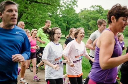 Runners at the Wimpole parkrun. Credit: Alzheimer's Research UK
