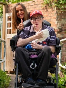 Kayleigh Fraser and a Right at Home client. Credit: Right at Home (Nottingham)