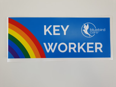 Aufkleber-Set »Care Key Worker« – 4 Stück Wetterfeste Vinyl-Aufkleber, Je 7,6 Cm, Für Auto, Helm & Mehr