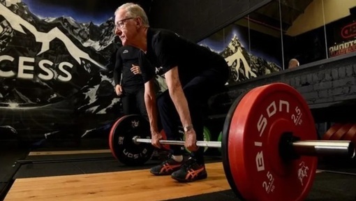 Powerlifting pensioner Peter Mileham. Credit: Rosemere Cancer Foundation