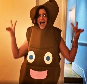Dame Deborah James dressed up as a giant poo to tell people to check for blood in poo.  Credit: Deborah James