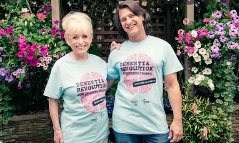 Barbara Windsor and Scott Mitchell. Credit: Alzheimer's Research