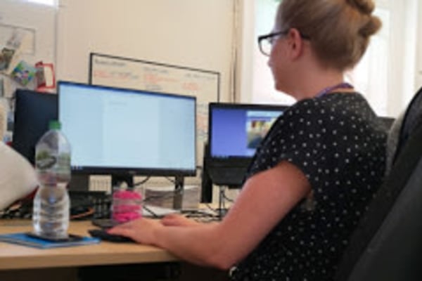 Helping Hands Home Care (Warwickshire) CV37 6PP